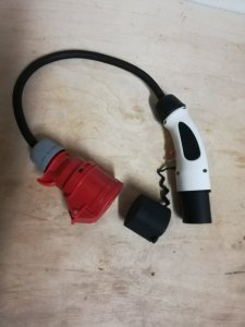 Adapter Ladekabel für Typ 2 Ladesäule auf CEE-Kupplung (16A)